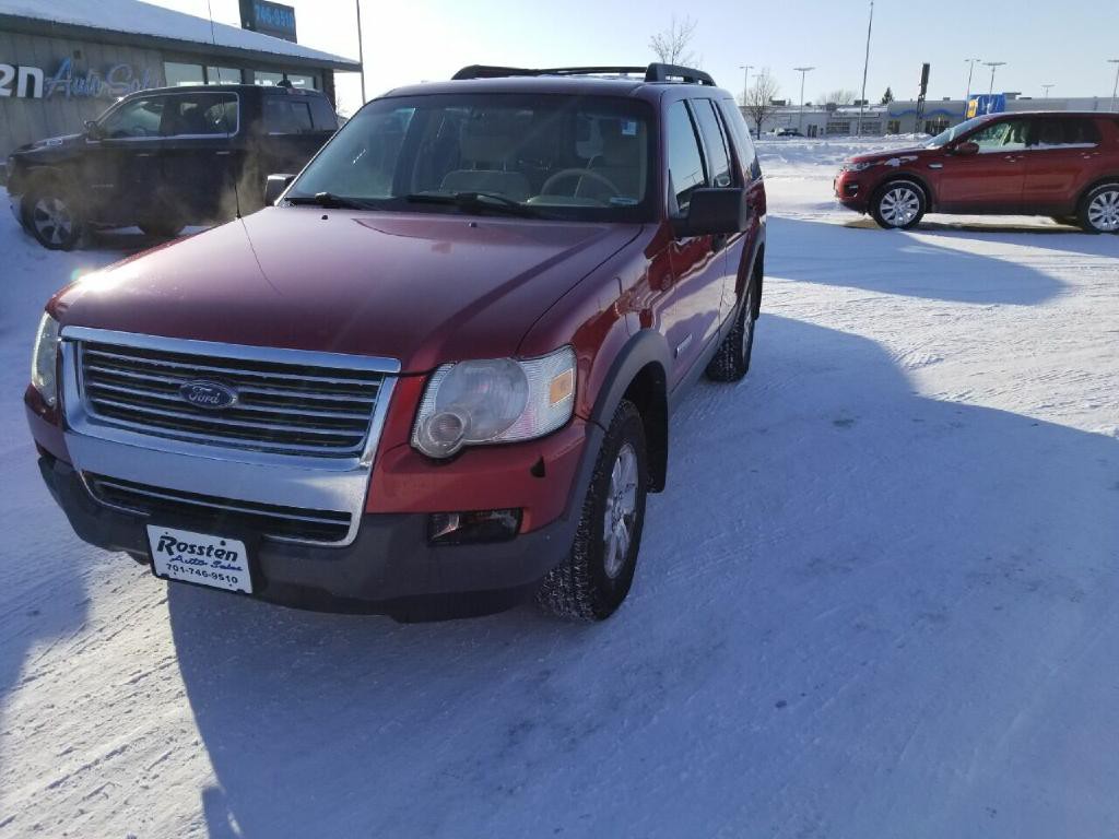 2006 Ford Explorer Image 2