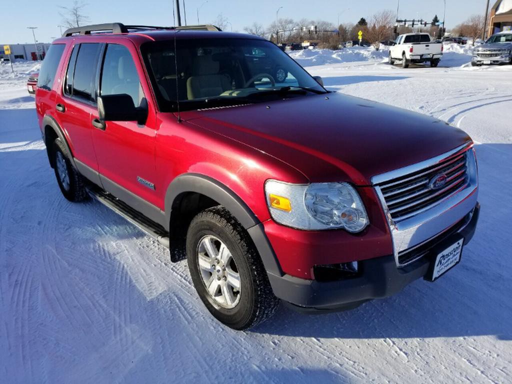 2006 Ford Explorer Image 4