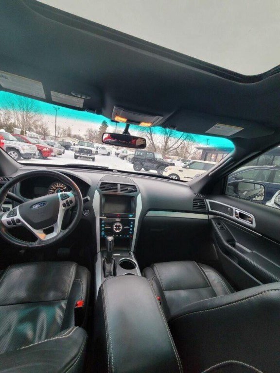 2014 Ford Explorer Image 9