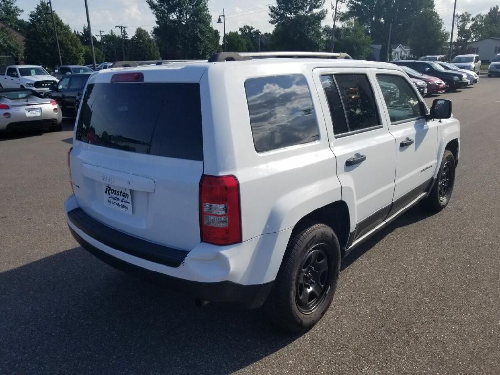 2016 Jeep Patriot Image 4