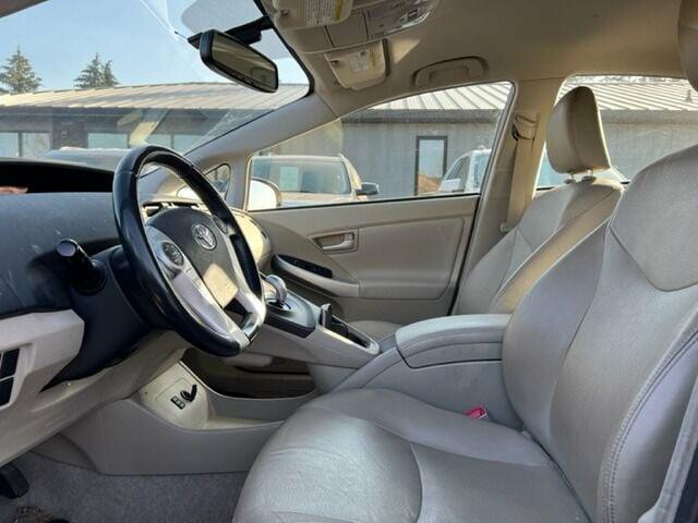 2010 Toyota Prius Image 10