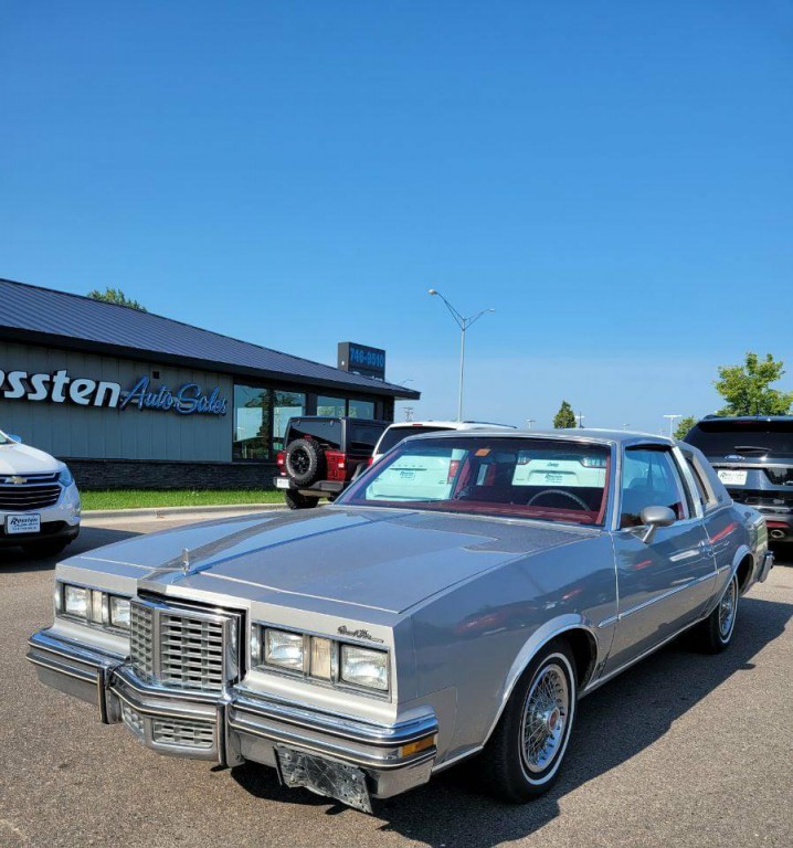 1979 Pontiac Grand Prix Image 2