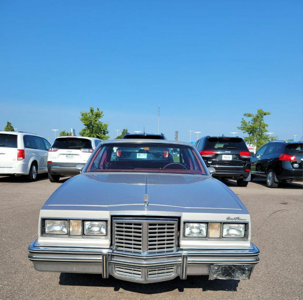 1979 Pontiac Grand Prix Image 3