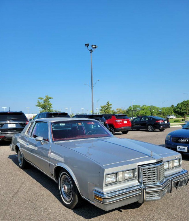 1979 Pontiac Grand Prix Image 4