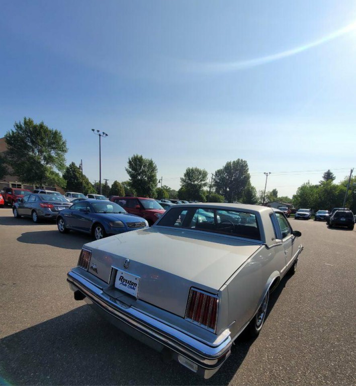 1979 Pontiac Grand Prix Image 6