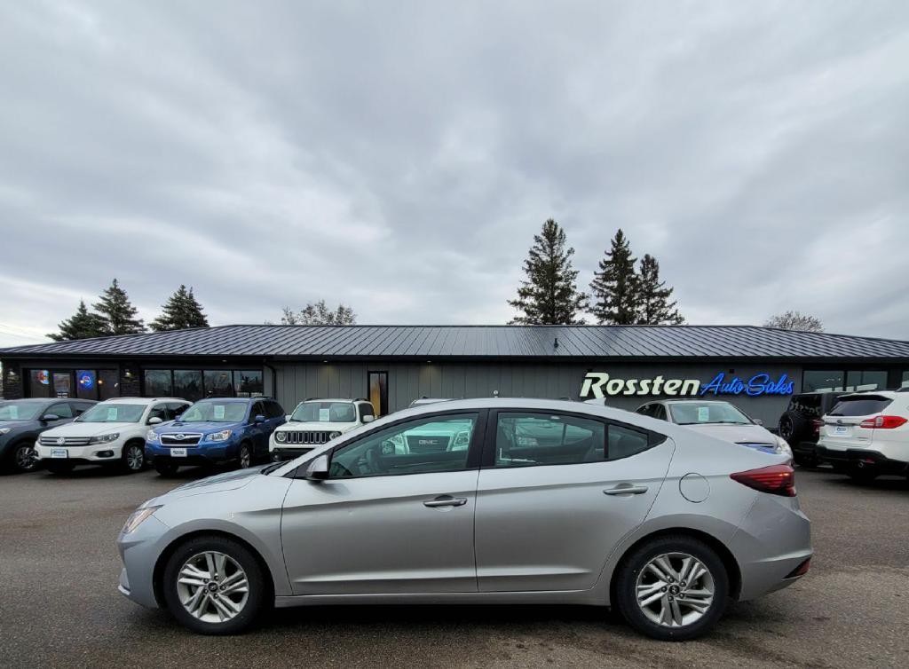 2020 Hyundai Elantra Image 1