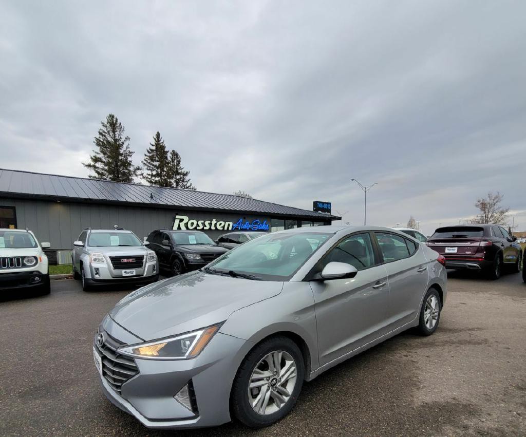 2020 Hyundai Elantra Image 2