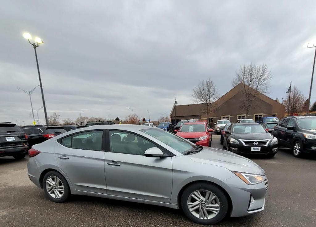 2020 Hyundai Elantra Image 5