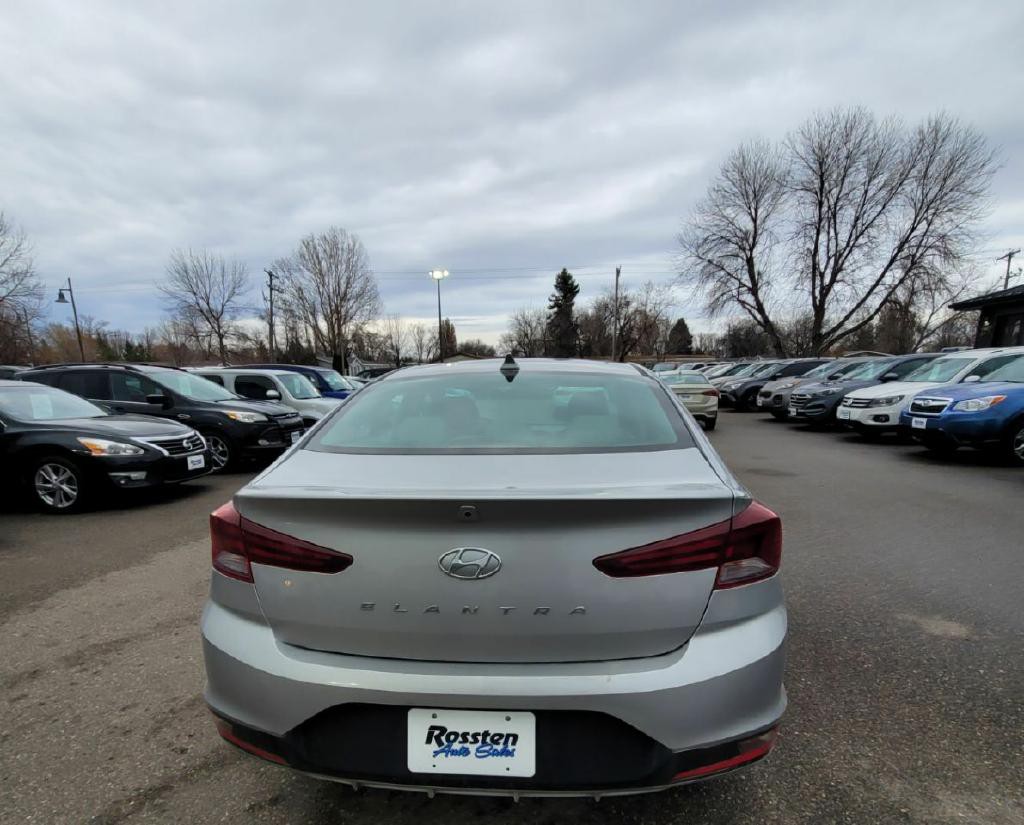 2020 Hyundai Elantra Image 7