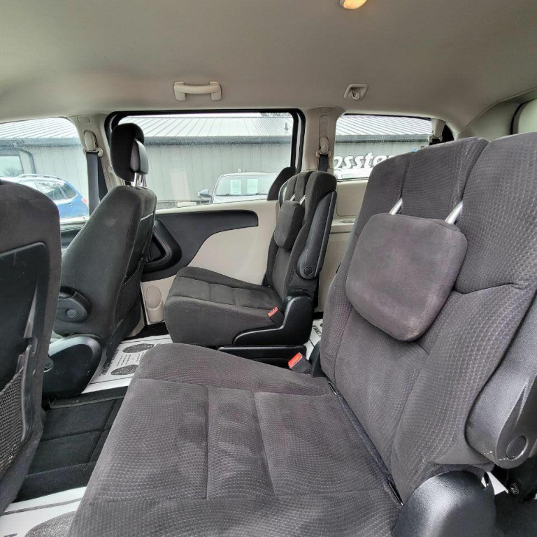 2015 Dodge Grand Caravan Image 12