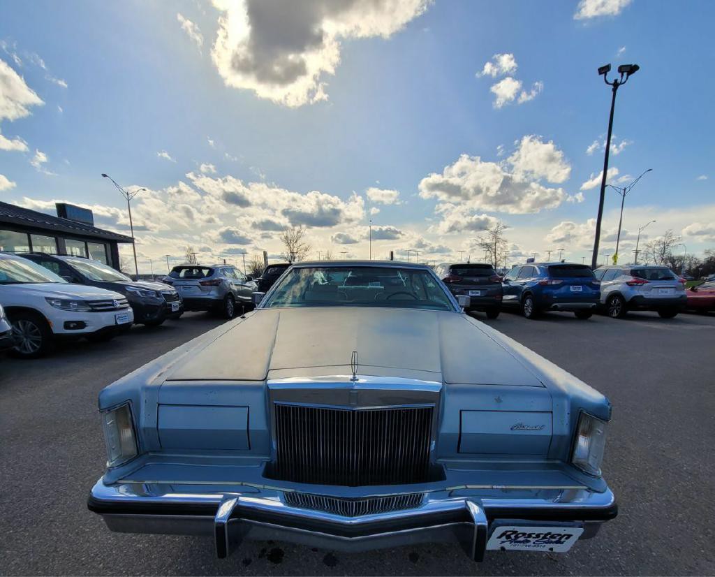 1977 Lincoln Continental Image 3