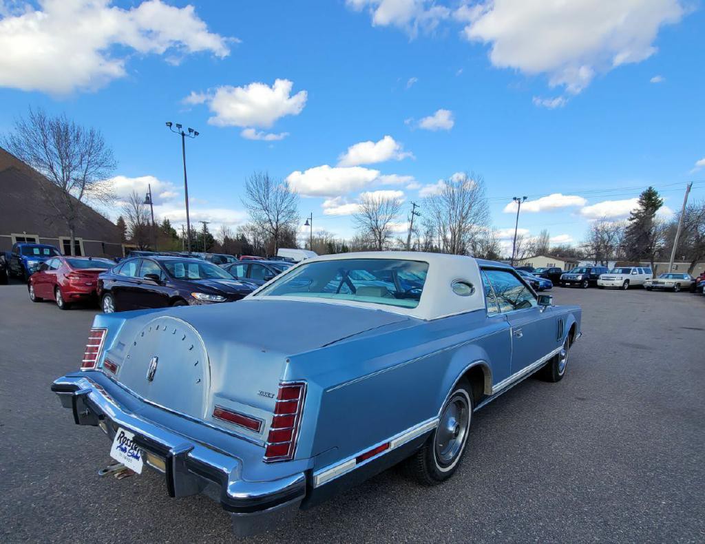 1977 Lincoln Continental Image 6