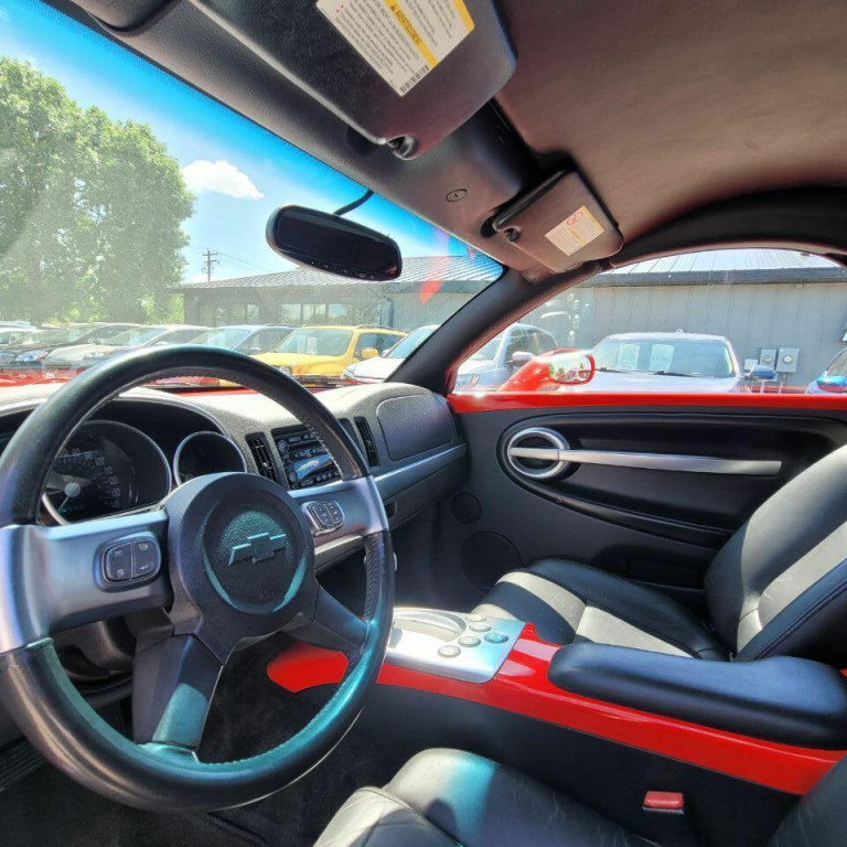 2004 Chevrolet SSR Image 9