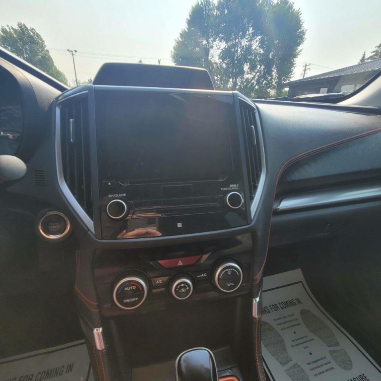 2019 Subaru Forester Image 11
