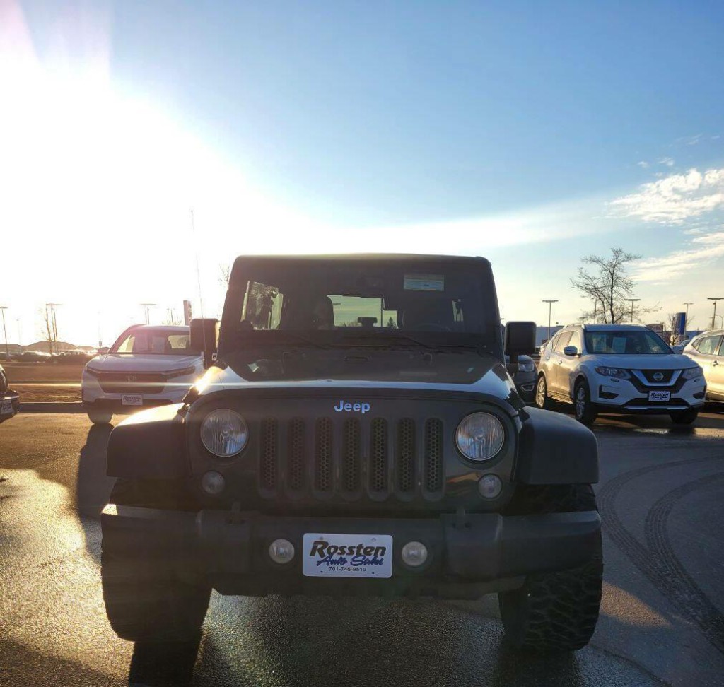 2014 Jeep Wrangler Unlimited Image 3