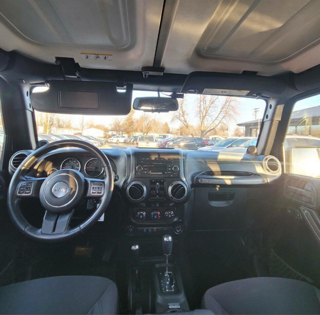 2014 Jeep Wrangler Unlimited Image 9
