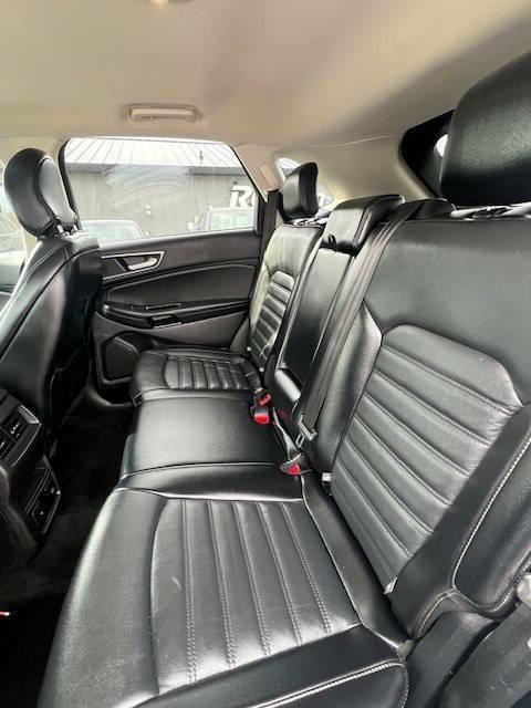 2018 Ford Edge Image 10
