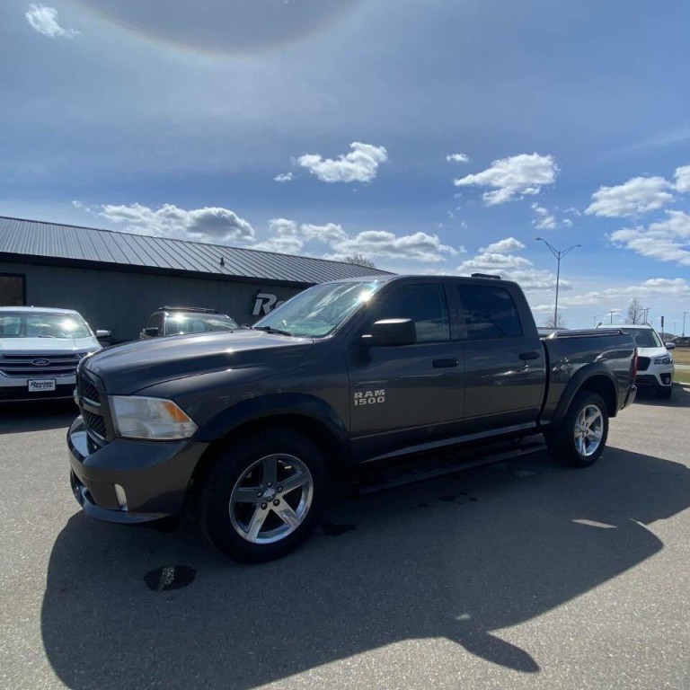 2015 RAM 1500 Image 1