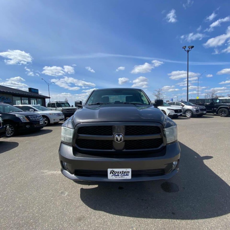 2015 RAM 1500 Image 2