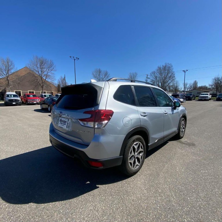 2021 Subaru Forester Image 6
