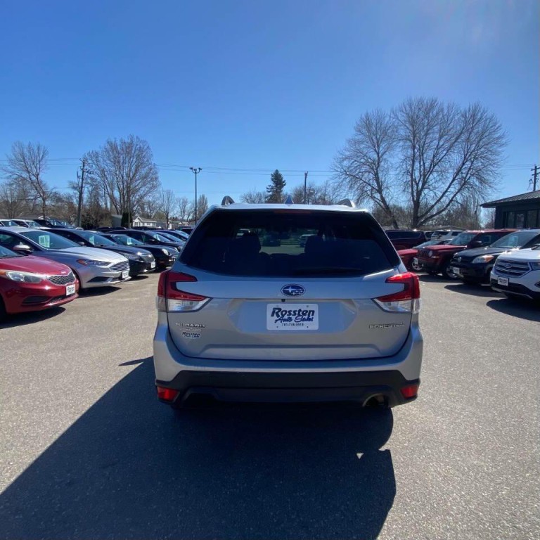 2021 Subaru Forester Image 7