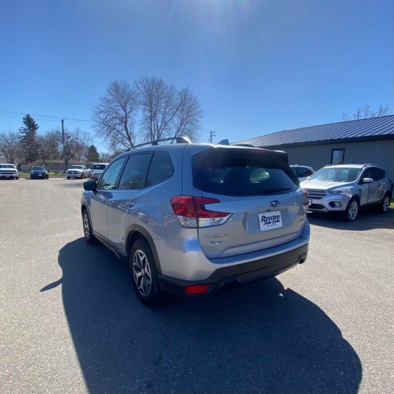 2021 Subaru Forester Image 9