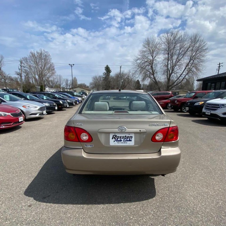 2004 Toyota Corolla Image 7