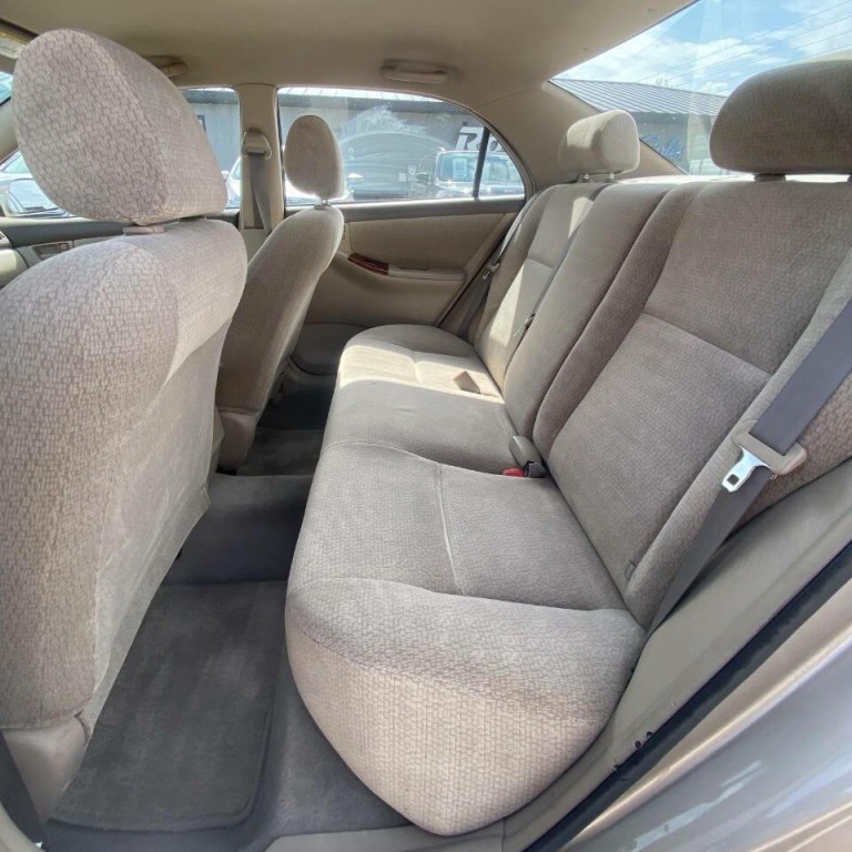 2004 Toyota Corolla Image 10