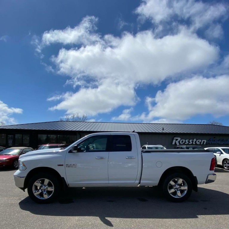 2014 RAM 1500 Image 9
