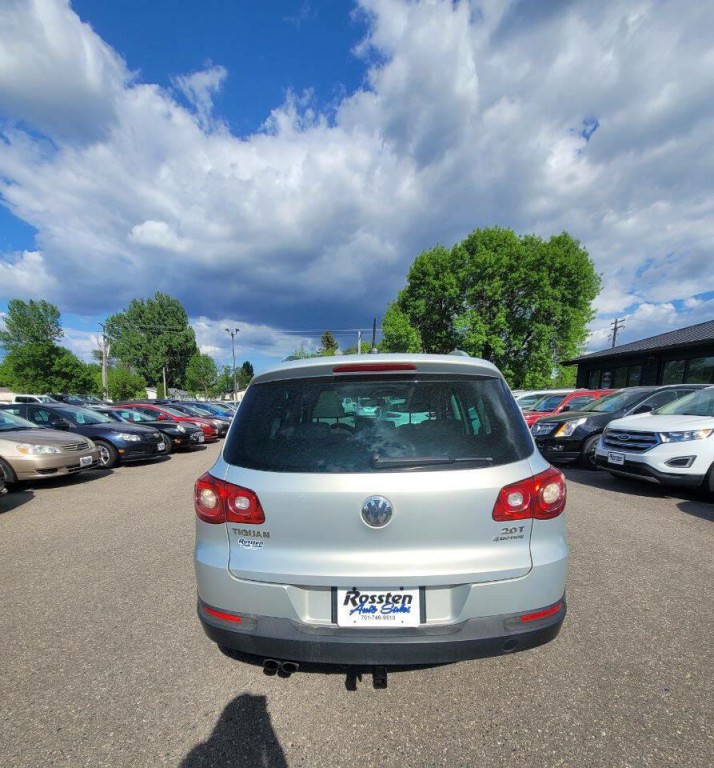 2010 Volkswagen Tiguan Image 7