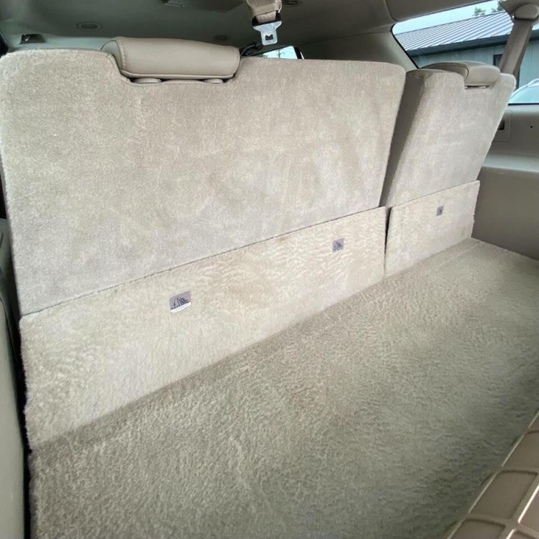2015 Chevrolet Suburban Image 14
