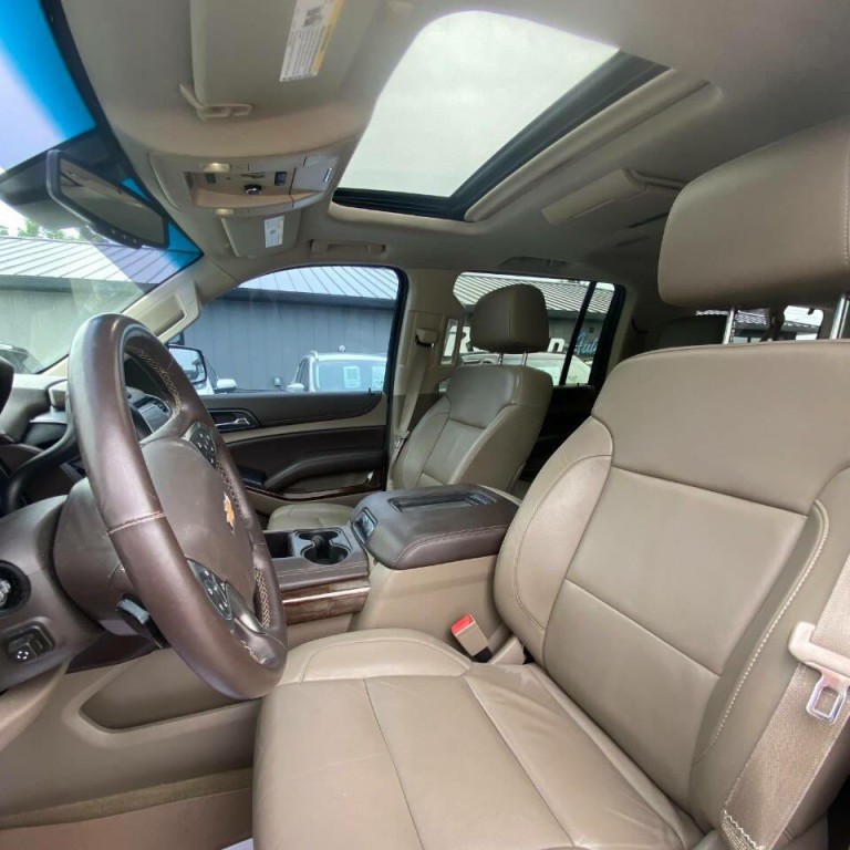 2015 Chevrolet Suburban Image 22