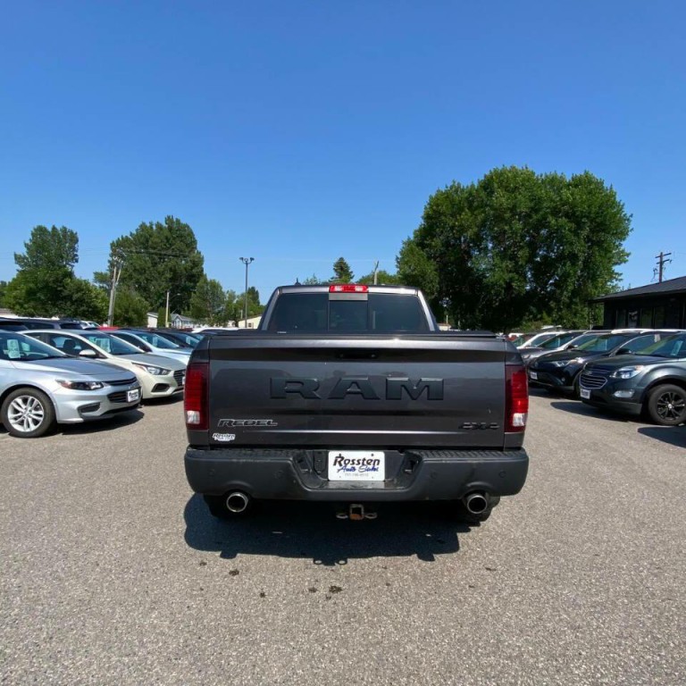 2017 RAM 1500 Image 7