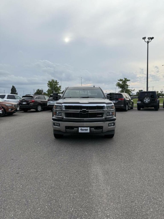 2014 Chevrolet Silverado 1500 Image 2