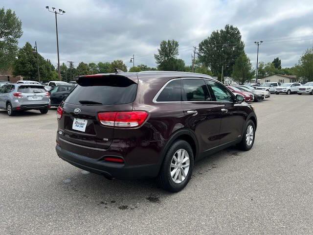 2016 Kia Sorento Image 6