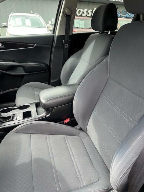 2016 Kia Sorento Image 10