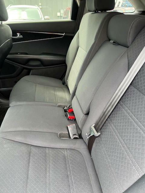 2016 Kia Sorento Image 11