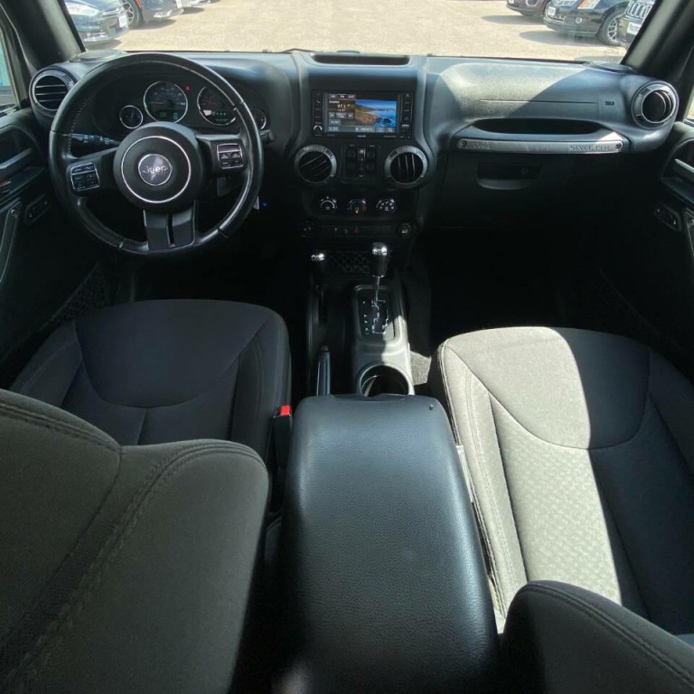 2016 Jeep Wrangler Unlimited Image 13