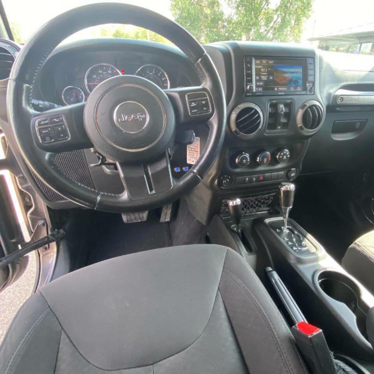 2016 Jeep Wrangler Unlimited Image 17