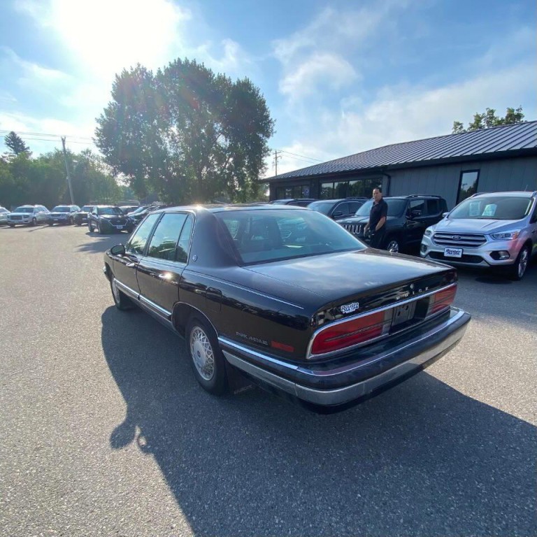 1994 Buick Park Avenue Image 8