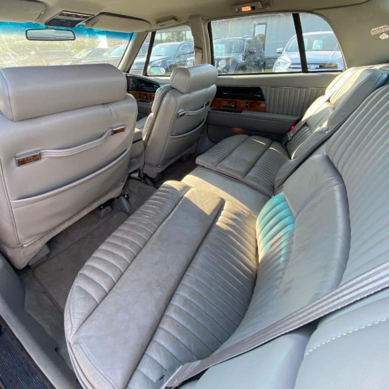 1994 Buick Park Avenue Image 11