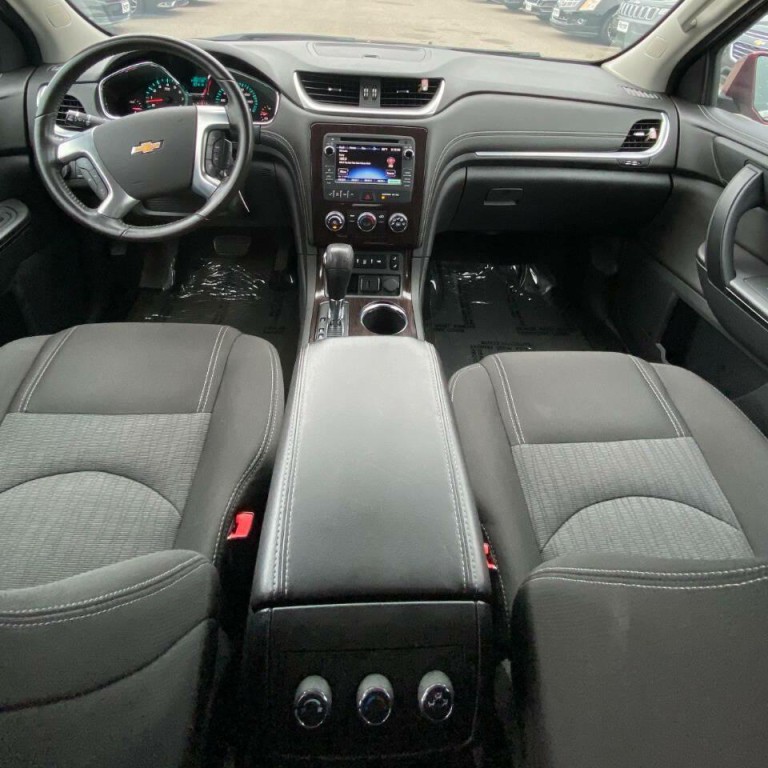 2017 Chevrolet Traverse Image 15