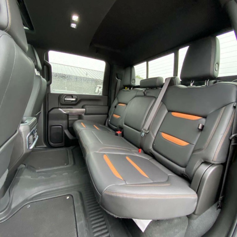 2023 GMC Sierra 2500 Image 11