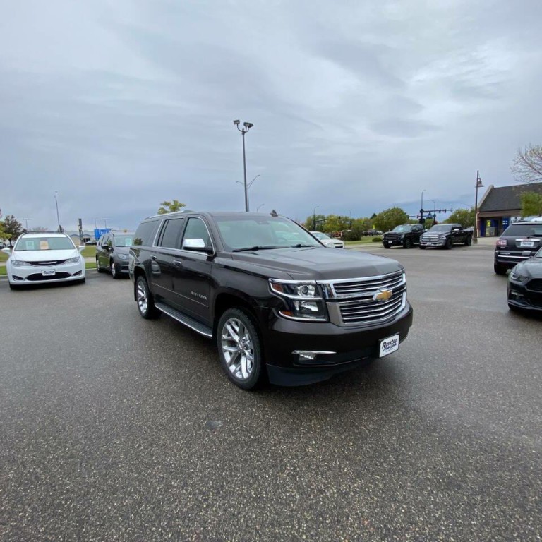 2018 Chevrolet Suburban Image 4