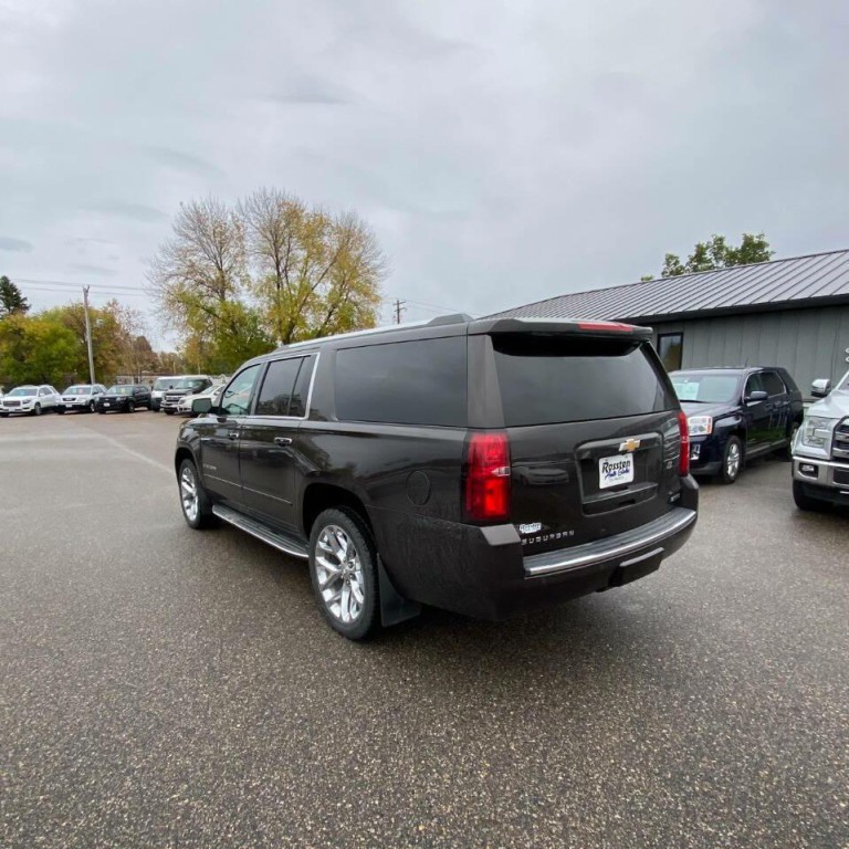 2018 Chevrolet Suburban Image 8