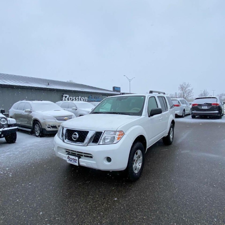 2012 Nissan Pathfinder Image 2