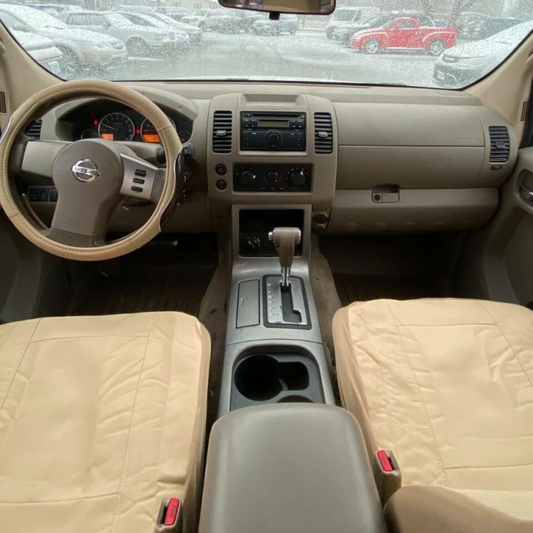 2012 Nissan Pathfinder Image 12
