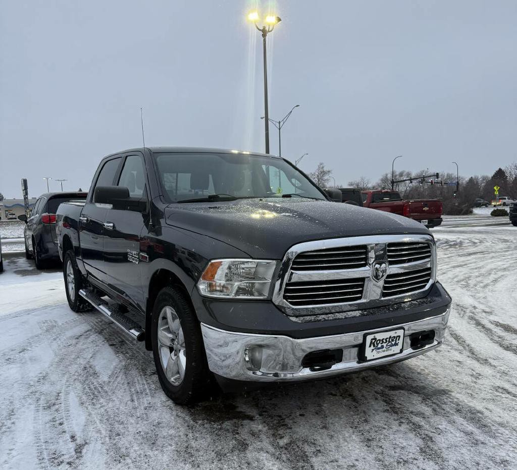 2015 RAM 1500 Image 2