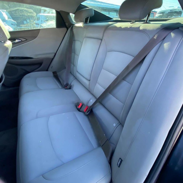 2018 Chevrolet Malibu Image 10