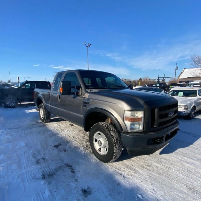 2010 Ford F-250 Image 4